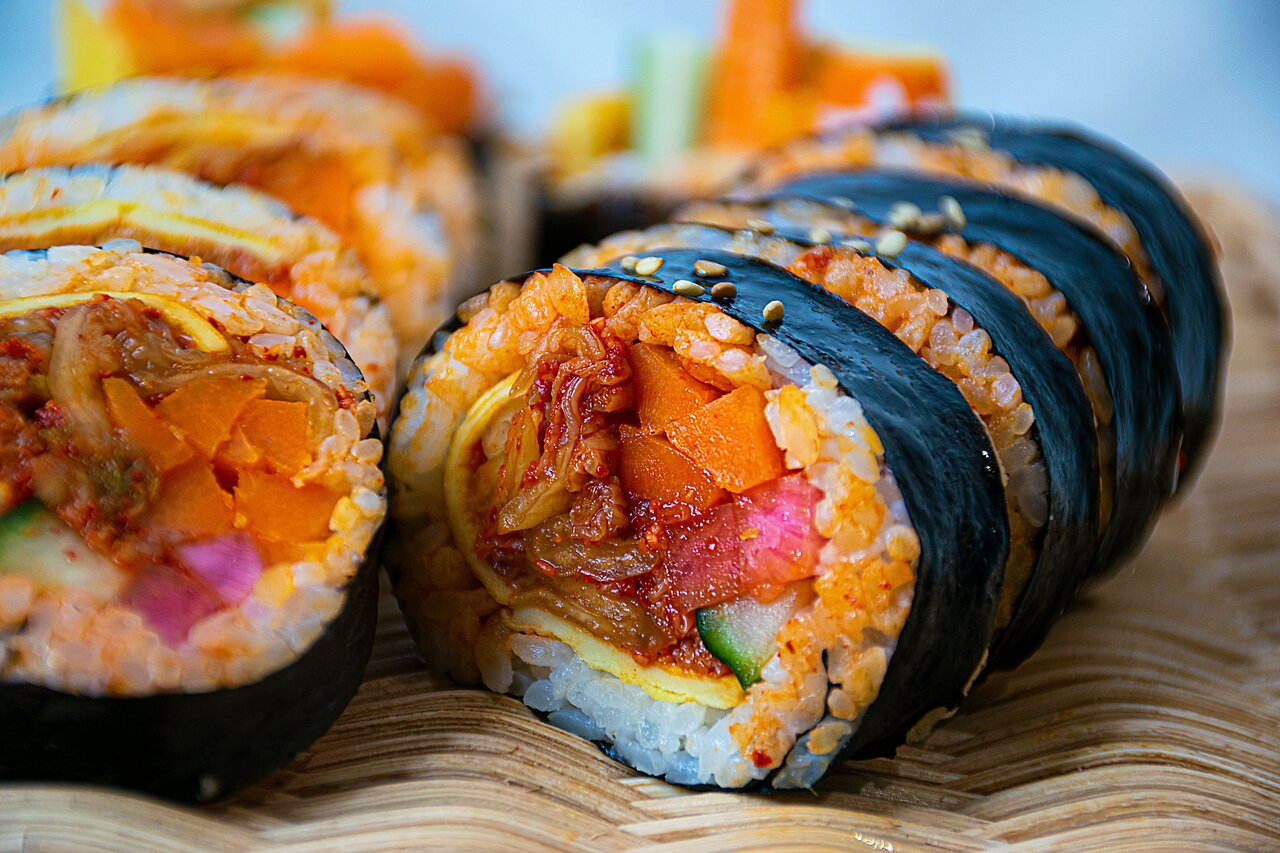 Kimbap kim chi