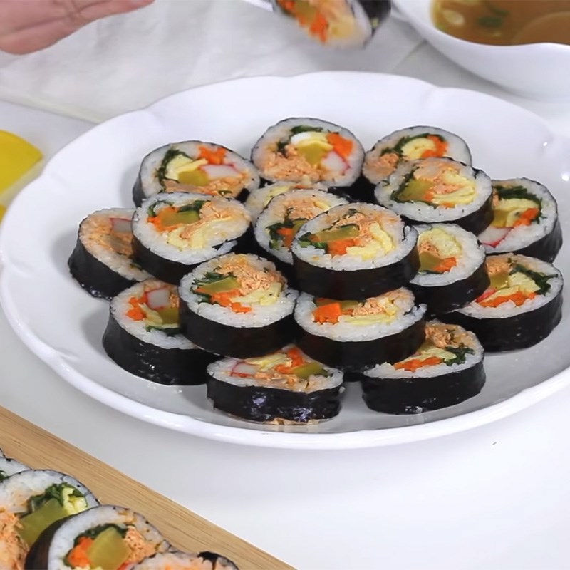 Kimbap cá thu