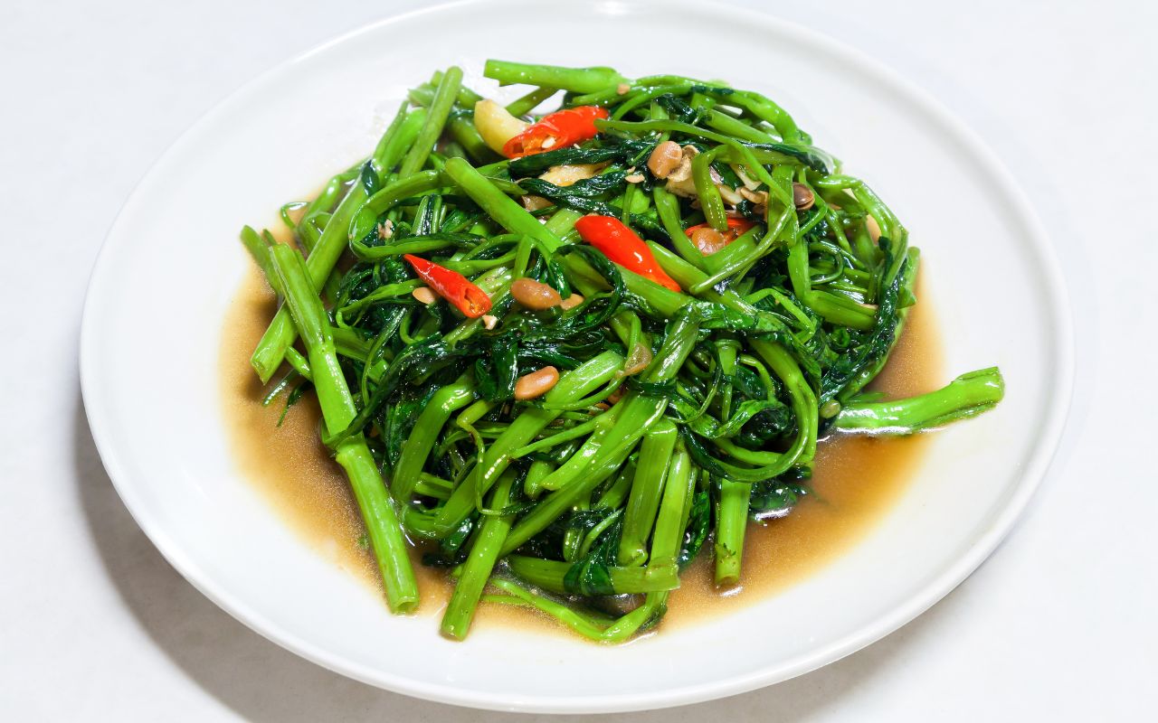 Rau muống xào tỏi