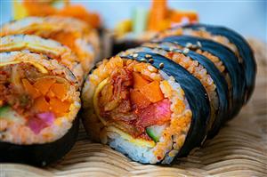 Kimbap kim chi