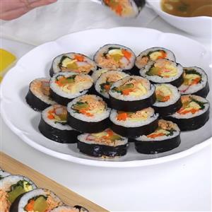 Kimbap cá thu